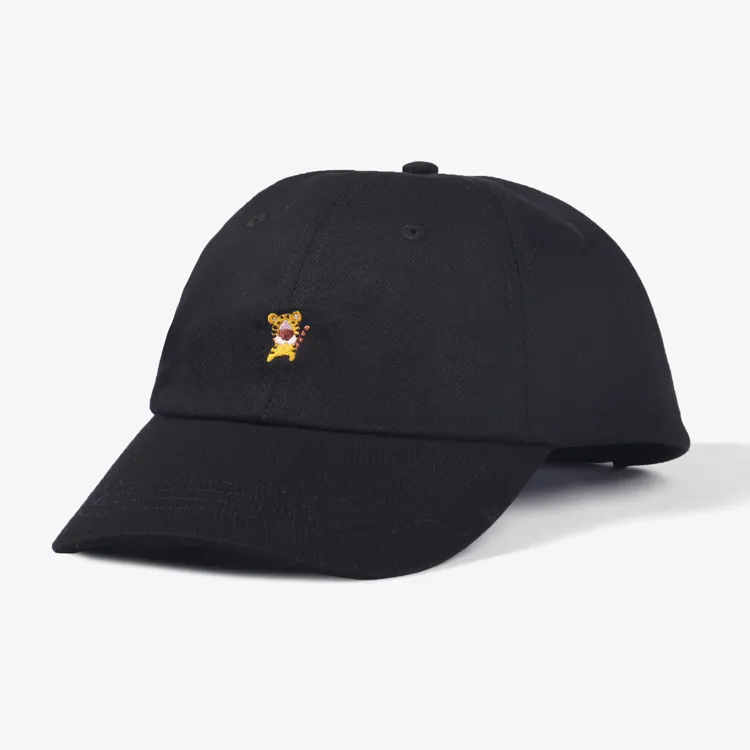 black dad hat