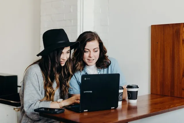 How to Start a Hat Business Online — Beginner’s Guide!