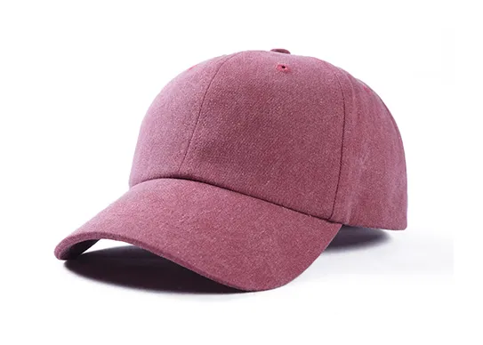 red ponytai baseball cap