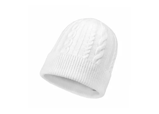 white cable beanie