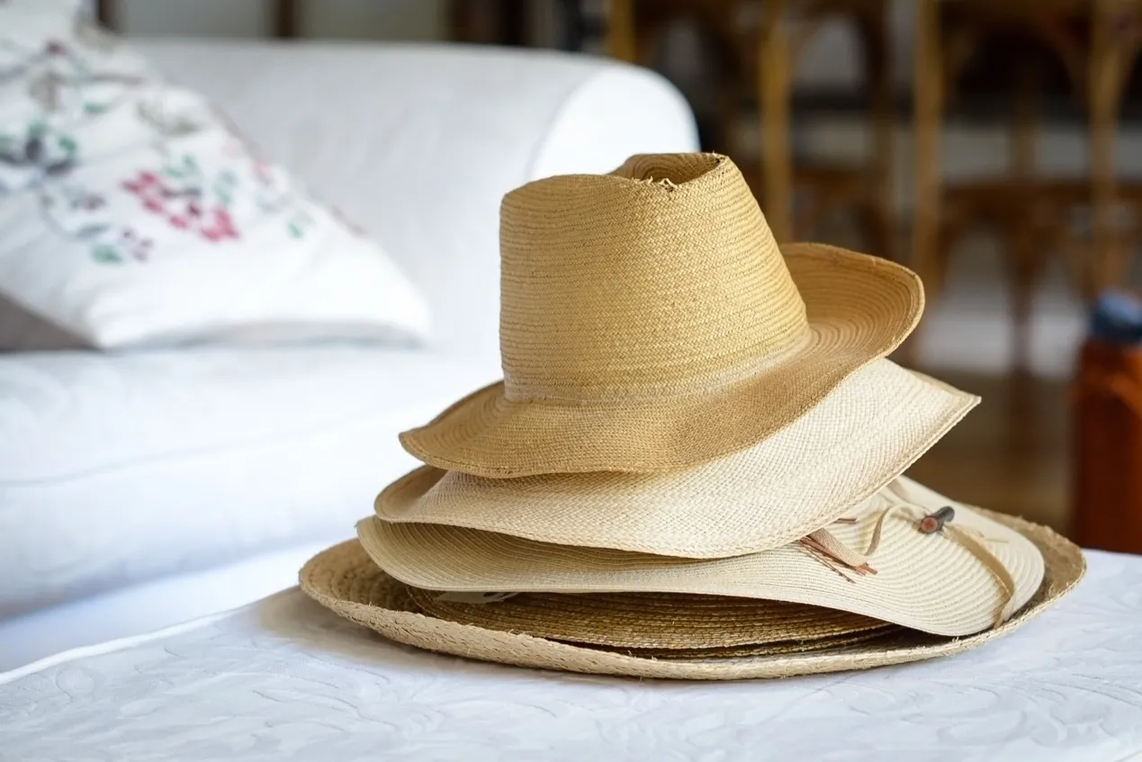 How to Reshape a Straw Hat in 3 Minutes