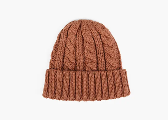 caremel knitting beanie