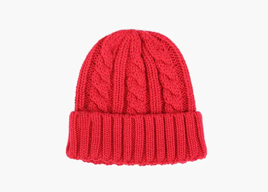 dark red knitting beanie