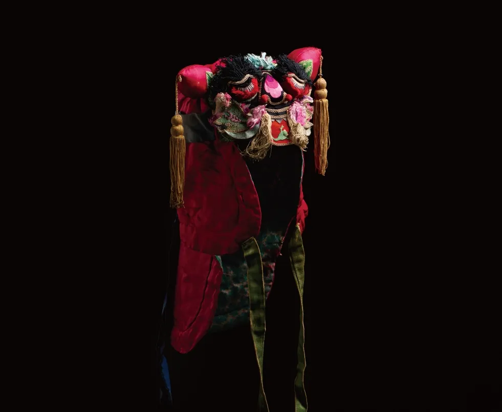 Unveiling Crowned Elegance: Tiger Hat